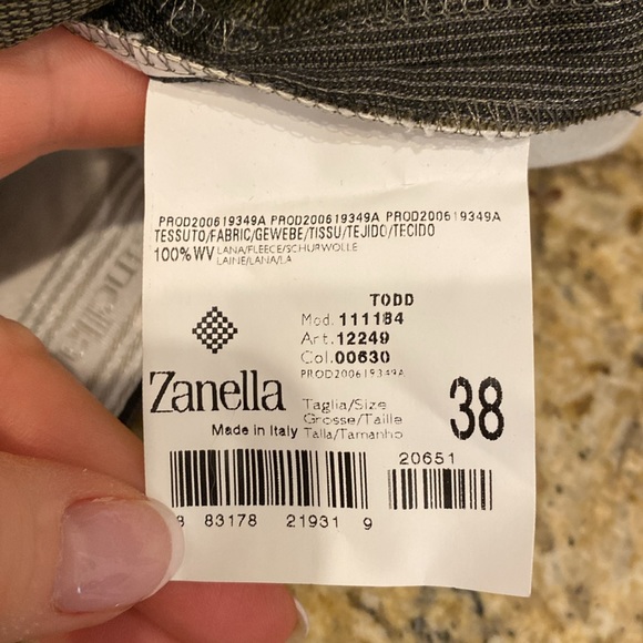 ZANELLA Men’s dark grey thin striped wool pants. Sz 38 waist and 28” inseam. - Picture 5 of 12
